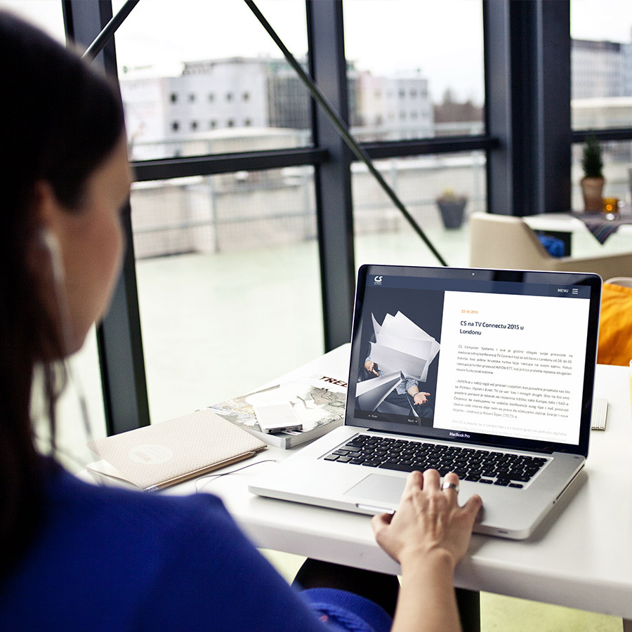 Mackbook pro laptop showing a Computer Systems article page